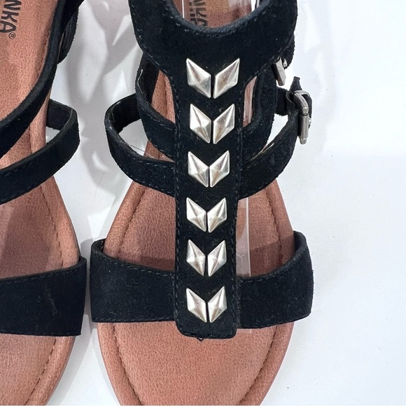 Minnetonka Strappy Leather Suede Studded Chevron Tropez Wedge Sandals - Picture 6 of 10